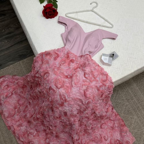 فستان سهرة مشجر ورد توب كريب طبي