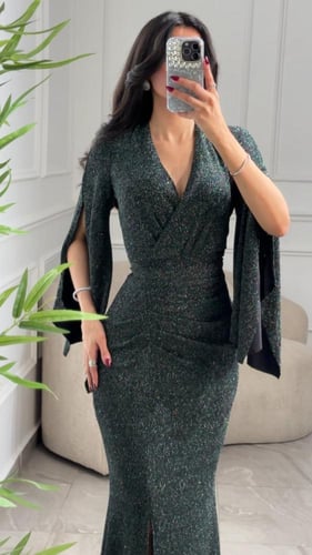 فستان سهرة بلمعة ملونة