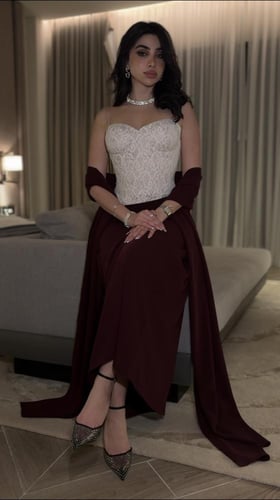 فستان طويل انيق وفخم