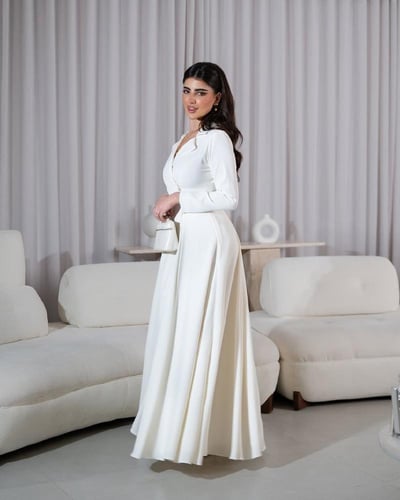 فستان العيد ناعم ساتر ابيض بأكمام وياقة رسمية