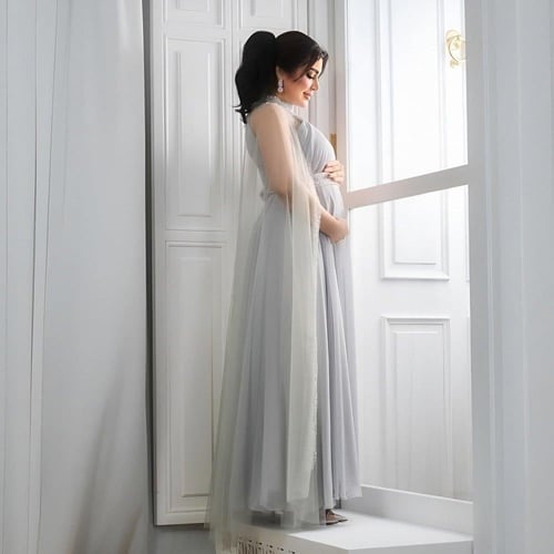 فستان حوامل بتصميم فخم وراقي