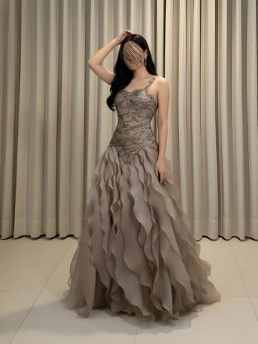 فستان سهرة دانتيل