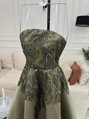 فستان سهره انيق وفخم