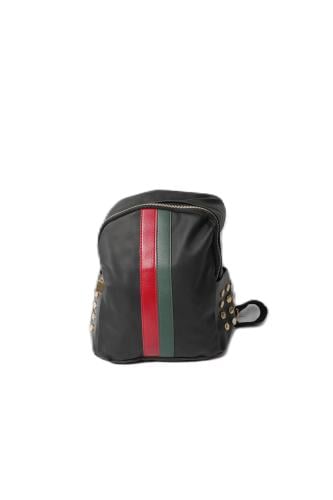 شنطة بناتي أنيقة — لون أسود عصري لكل يوم