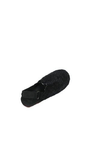 حذاء ولادي خفيف وأنيق — مقاس 30 | مريح للاستخدام ا...