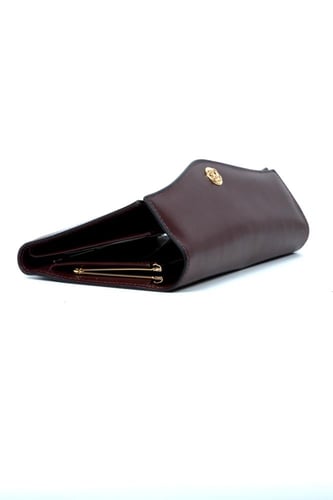 شنطة يد نسائية عنابي أنيقة – لمسة فخامة لإطلالتك ا...