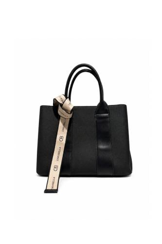 حقيبة يد نسائية CHARLES & KEITH سوداء