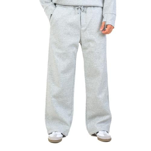 grey pants
