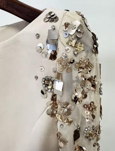 فستان جاهز للمناسبات والأفراح