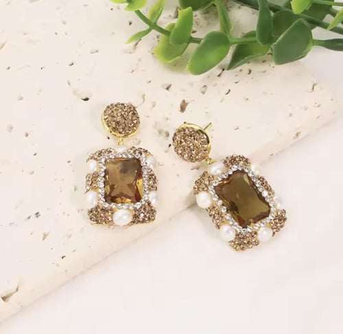 طقم من اللؤلؤ الطبيعي والحجر العسلي/ LS 0180