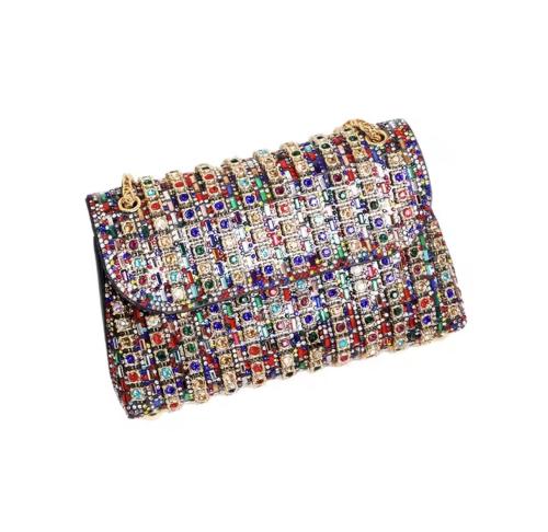 حقيبة كتف مرصعة بكريستالات اليشم