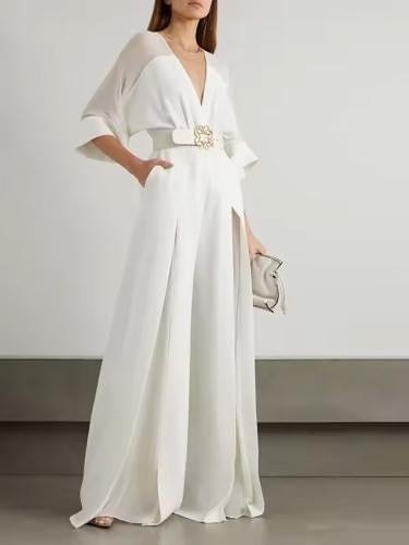 جمبسوت طويل لون أبيض من الكريب والشيفون الفاخر