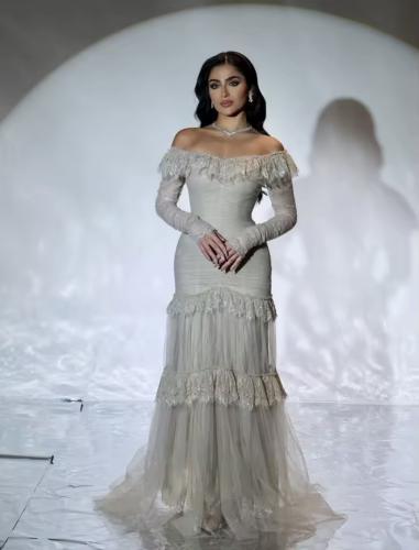 فستان إليزيه الملكي Élysée Royal Couture Gown