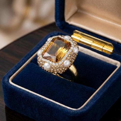خاتم "سوليتير أمبر" (Amber Solitaire)