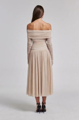 فستان بيج أوف شولدر