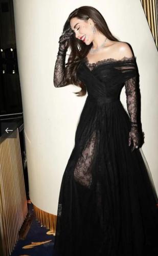 فستان سهرة اسود دانتيل ملكي