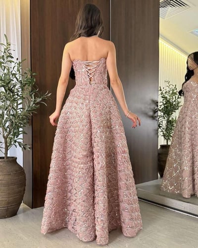 فستان أميرة الورد