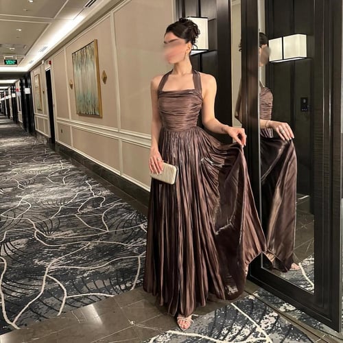 فستان جلكسي راقي بكسرات