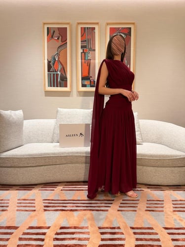 فستان عنابي ملكي 2015