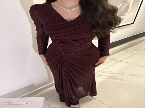 فستان عنابي لامع 1045