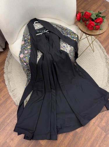 فستان باربي اسود