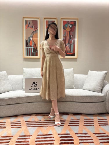 فستان ميد بلون بيج 2047