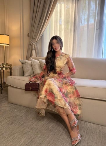 فستان وردي راقي2027