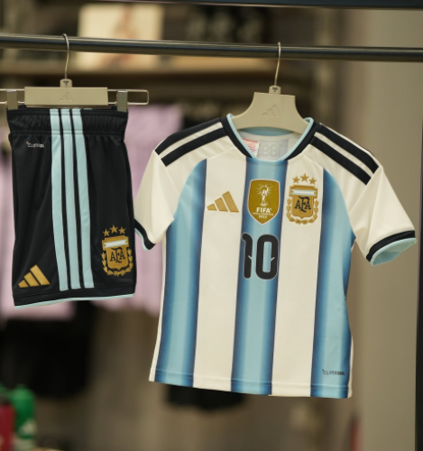 طقم الارجنتين ميسي 2026