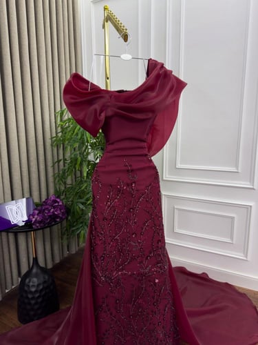 فستان سهرة الغزال