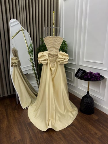 فستان زاهيه