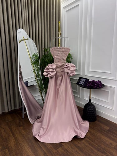 فستان زاهيه