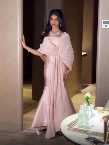 فستان لوسيل