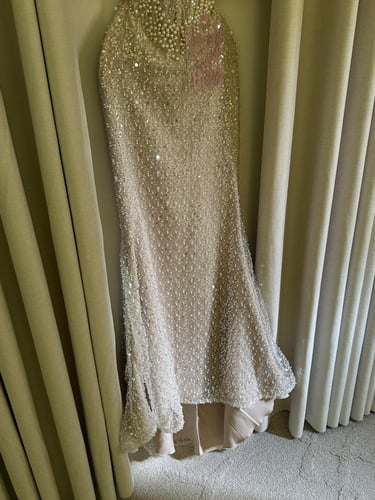 فستان اليسا