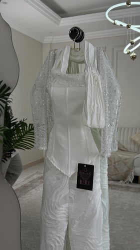 جمبسوت ورد الابيض