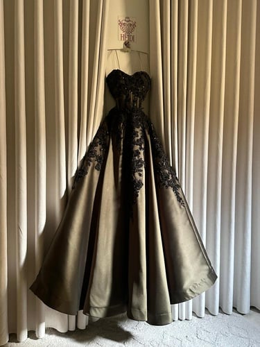 فستان ياقوته