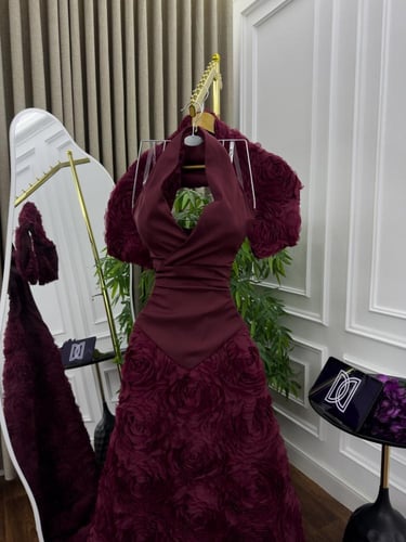 فستان نادين