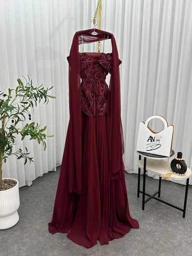 فستان اسراء