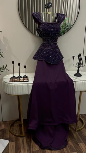 فستان سهره بنفسجي (باذنجاني)