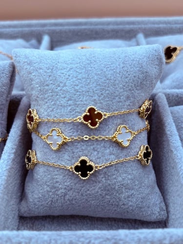 Master Van Cleef bracelets