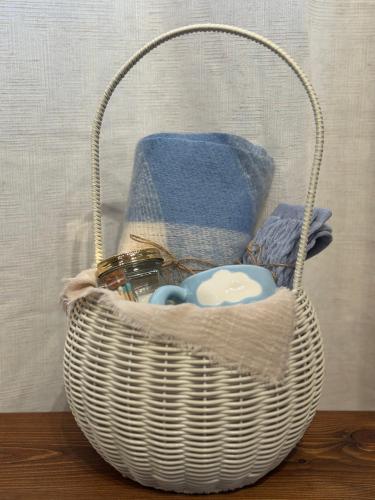 Cloud Basket