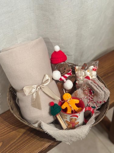 Cookie basket