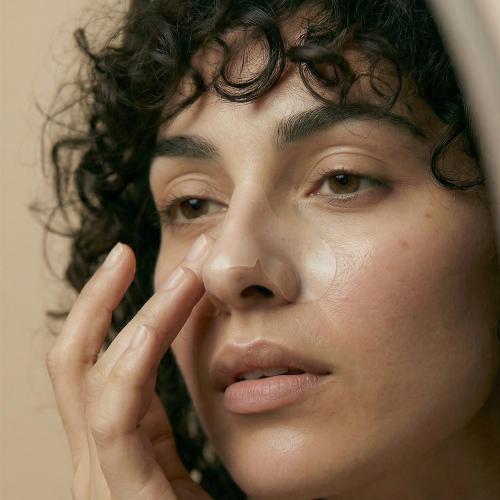 Nasal patches with hydrocolloid technology
