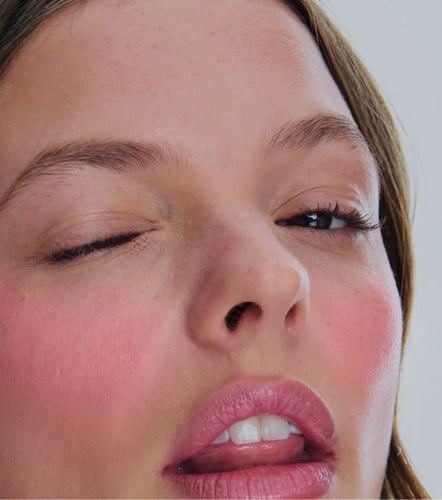 بلشر رود بوكيت بلش – بيقي (Rhode Pocket Blush – Pi...