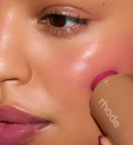 بلشر رود بوكيت بلش – تي كب (Rhode Pocket Blush – T...