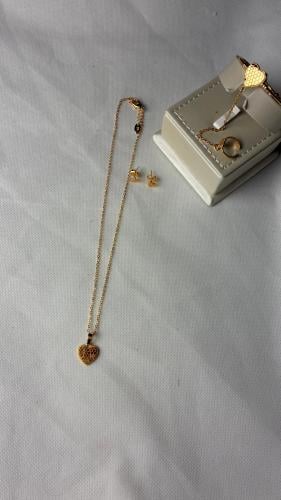 طقم اطفال ديور