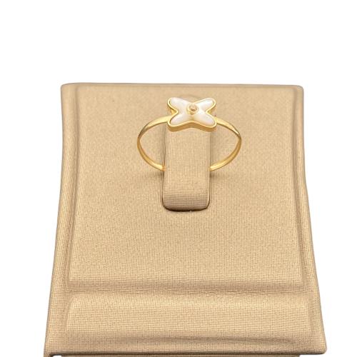 Gold ring 18 karat weight 0.78 grams
