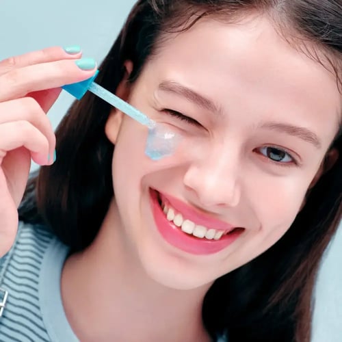 إيكوال بيري بلو سيروم هياتوين لترطيب البشرة بالسكو...
