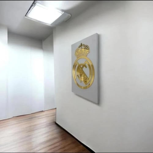 لوحة جدارية لعشاق النادي الملكي