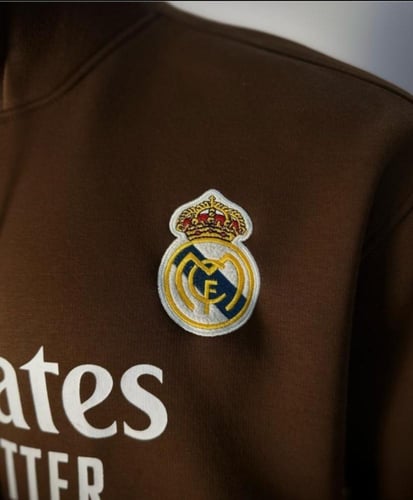 هودي ريال مدريد الأصلي بخامة فاخرة لعشاق الملكي