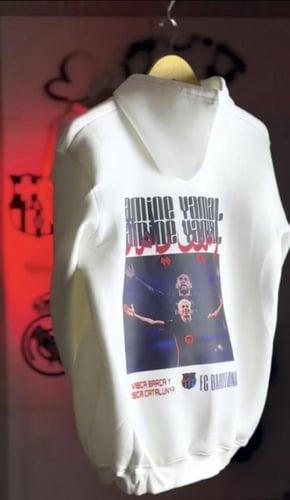 بلوفر برشلونة – تصميم ميسي ولامين يامال